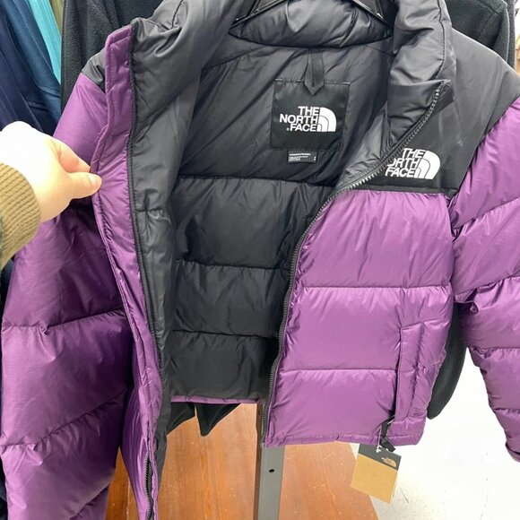The North Face Women’s 1996 Retro Nuptse Jacket - Picture 3 of 5